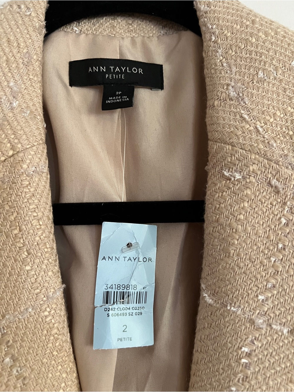 Ann Taylor Beige Tweed Two-Button Blazer - Picture 2 of 5